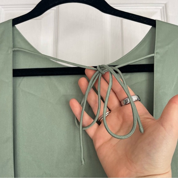 Formal Abercrombie Dress - Picture 5 of 9